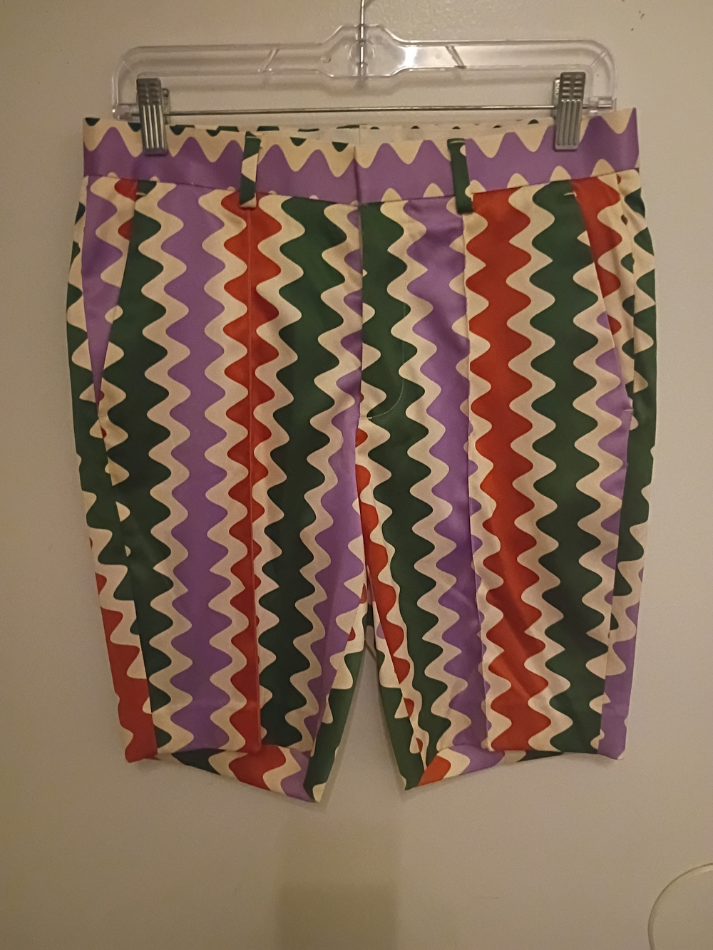 ASOS Zigzag Stripe Flat Front Shorts in Purple, Green, Red, Cream Sz 30
